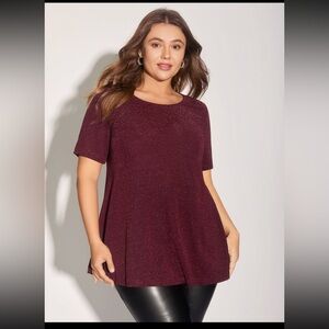 BloomChic Burgundy Shimmering Gold/Silver A-Line Tee size1X (14-16)